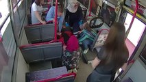 Kalp krizi geçiren yolcu hastaneye halk otobüsüyle götürüldü - ANTALYA