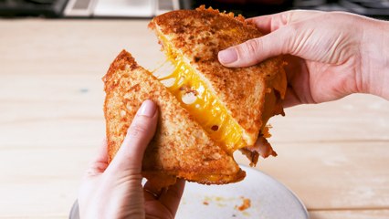 Beer Soaked Grilled Cheese Is The Ultimate Snack