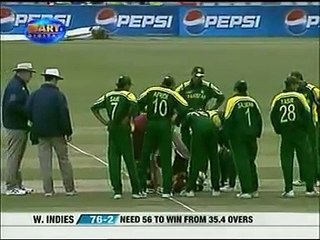 Shoaib Akthar -Lara Bouncer