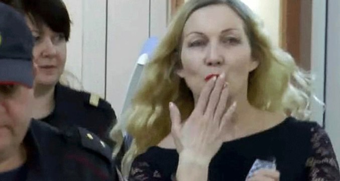 Zorla İlişkiye Girmeye Çalışan Eski Kocasının Cinsel Organını Bıçakla Kesti