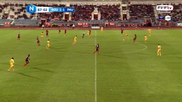 Quelle énorme occasion mais KONE manque sa frappe juste devant le but.