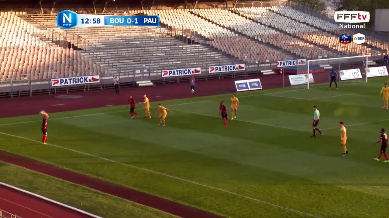 Très belle action mais KONE manque sa tête.