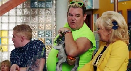 benidorm s10e07  - Part 02