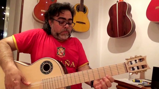 Double Back Simplicio 1929A Balance Concert guitar (Review) New Andalusian Guitars Spain