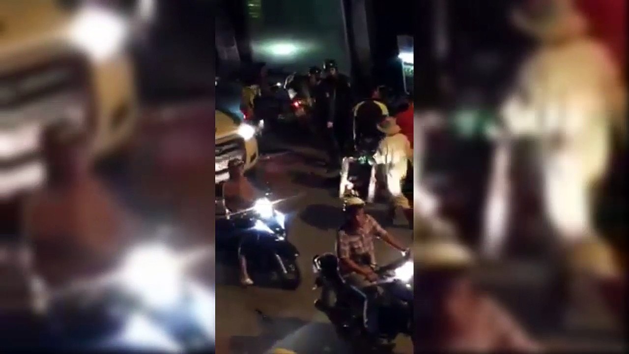 thanh nien bi hoi dong