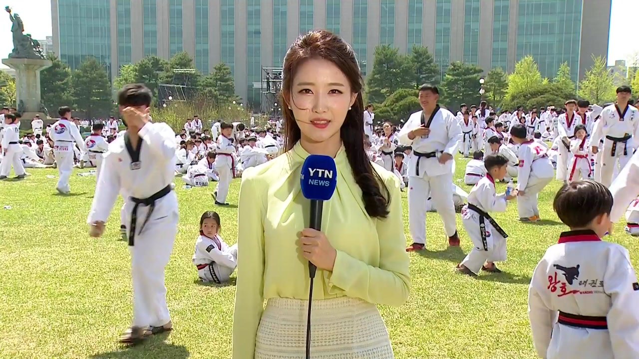 [날씨] 주말 초여름 더위...국회서 태권도 행사 열려 / YTN