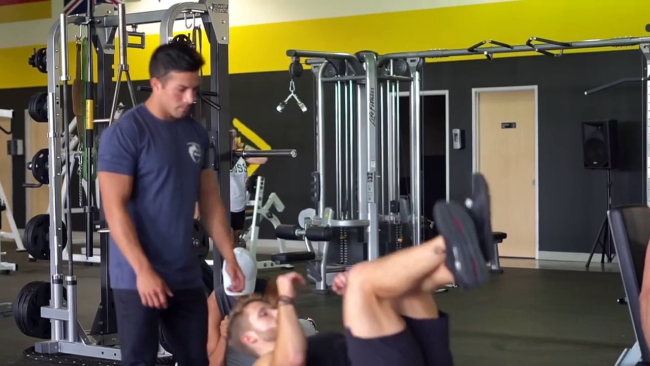 How To Get Six Pack Abs _ Ab Training Science Explained ft. Christian Guzman