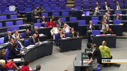 Ehemaliger AfD Staatsanwalt bringt Bundestag zum Beben
