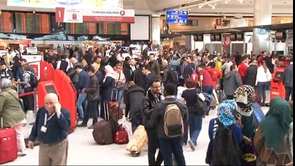 Atatürk Havalimanı’nda 23 Nisan Yoğunluğu