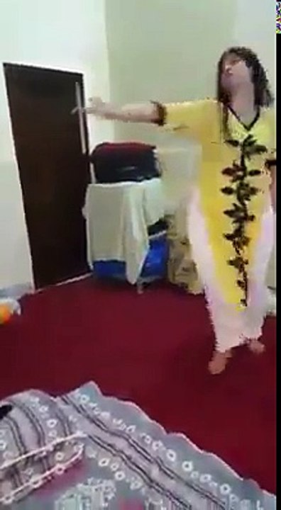 girl dance in battyan bhoja do 2018.