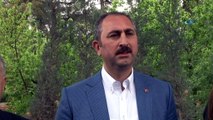 Adalet Bakanı Abdülhamit Gül:  'Uluslararası sözleşmeler, ikili sözleşmeler gereğince terörle ortak mücadeleyi hatırlatmak, bu konuda hukukun gereklerini yapmak üzere bir ikaz talepte bulunduk'