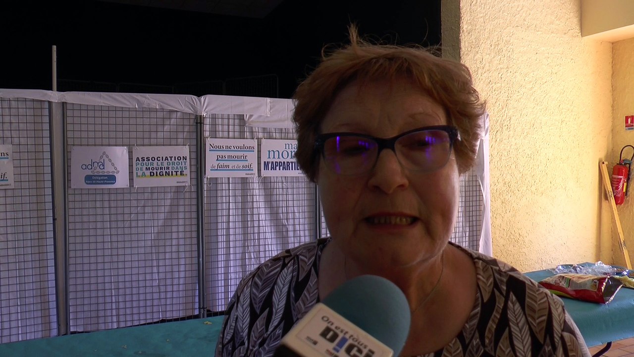 Alpes-de-Haute-Provence : pouvoir mourir dans la dignité ? Jean-Luc Romero était en réunion publique à Peyruis