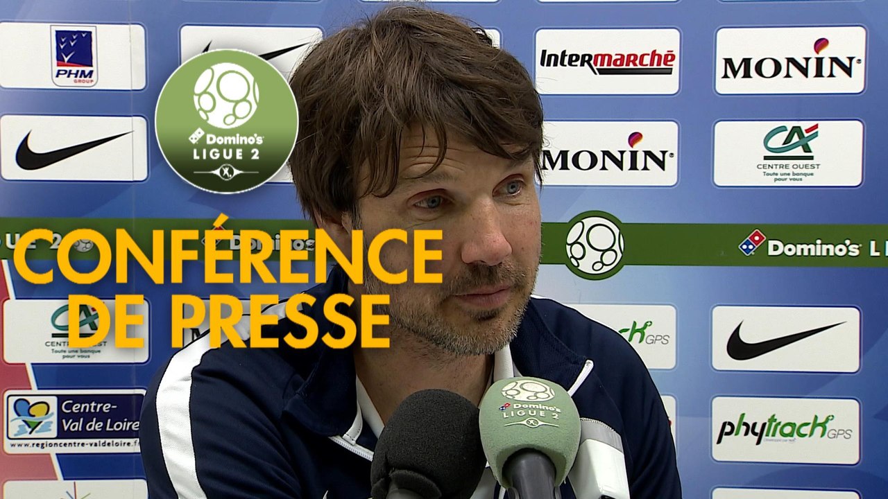Conférence de presse Châteauroux - Chamois Niortais (2-1) : Jean-Luc VASSEUR (LBC) - Denis RENAUD (CNFC) - 2017/2018