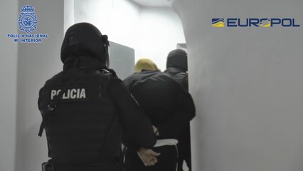 Financió a su exesposa, una de las terroristas de Daésh más buscadas