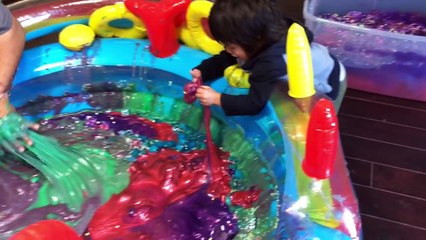 CLEANING UP OUR GIANT SLIME SMOOTHIE - 100  gallons of slime