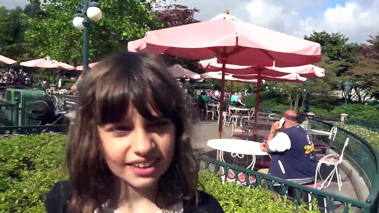 DISNEYLAND • NOS Passages Secrets , Raccourcis & Endroits méconnus - Studio Bubble Tea