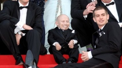 Fallece el actor estadounidense Verne Troyer, "Mini Yo", a los 49 años