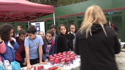 Çocuklar “Pati Oyunu” ile hayvan korkularını yeniyor