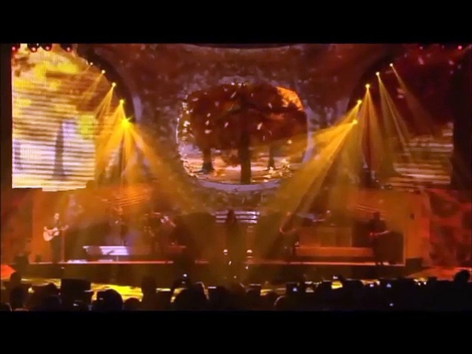 LAURA PAUSINI: COME SE NON FOSSE STATO MAI AMORE | LIVE INEDITO WORLD TOUR