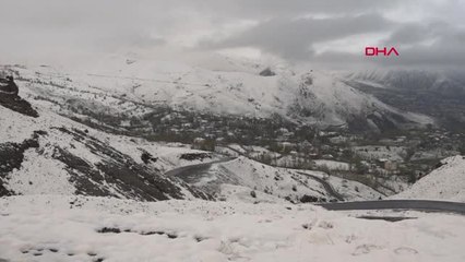 Hakkari'de Kar Yağışı