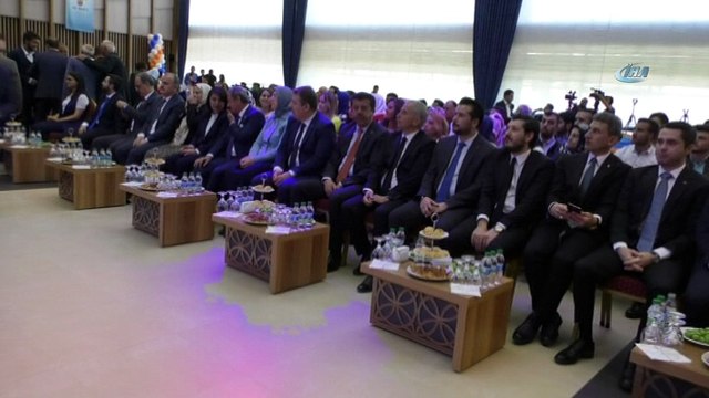Bakan Zeybekci’den istifa eden 15 CHP’li vekiller ilgili 'Truva' atı benzetmesi- Bakan Zeybekci: 'Bir araya gelerek tek bir hedefleri var o da Recep Tayyip Erdoğan’ı hedef almak'- 'Şimdi yine Truva atları ile başka şeyler yapmay...