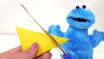 DIY Como Hacer una Estrella de Papel para tu Arbol de Navidad con la Ayuda de Cookie Monster