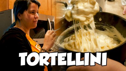BoxMac 111: Chrissy's Stuffed Tortellini 6-Cheese Mac