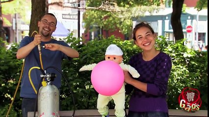 Bébé fait des balounes -gag comique