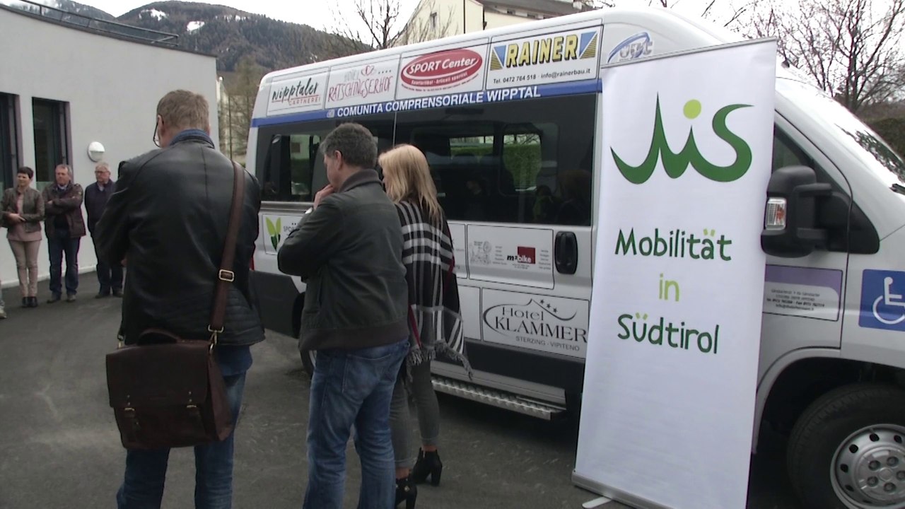 Übergabe des Fahrzeuges durch  die „MiS (Mobilität in Südtirol)“
