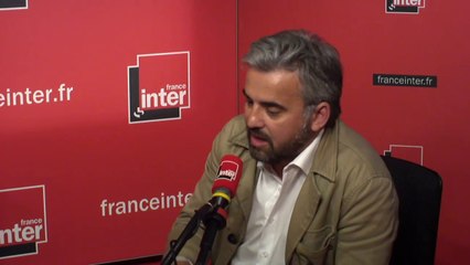 Alexis Corbière : "Emmanuel Macron ne gagne rien à venir s'aligner sur ce 'trumpisme' un peu belliqueux"
