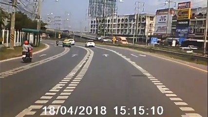 Un conducteur vraiment très chanceux, il peut aller jouer au loto..