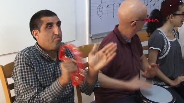 İzmir-Hem Çaldılar Hem Söylediler