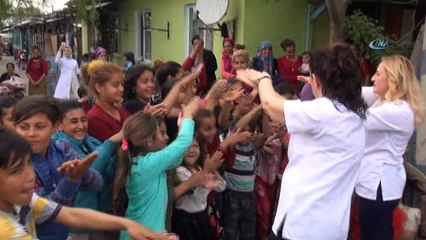 Roman çocuklarına dansla el hijyeni eğitimi verildi