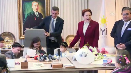 Akşener çocuklarla bir araya geldi - ANKARA