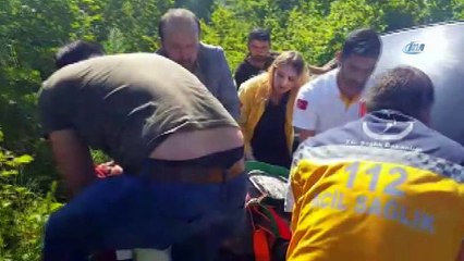 Kadın öğretmen otomobiliyle dere yatağına uçtu