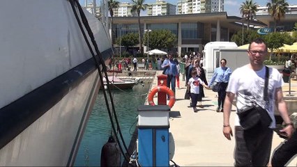 Sahil Güvenlik botu, çocukların ilgi odağı oldu