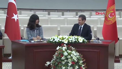 Bakan Canikli'nin Koltuğuna Afrin Şehidinin Kızı Oturdu-2