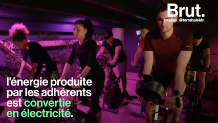 Une salle de gym où les adhérents produisent l'électricité