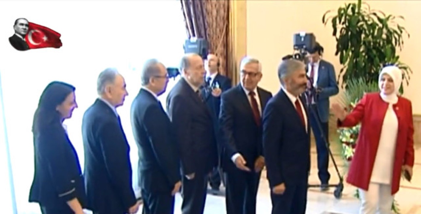 CHP'den İyi Parti'ye Geçen Vekil İle AK Parti'li Vekil Arasında Dikkat Çeken Diyalog: Dün Çok Ağlamaklıydın