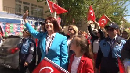 Avcılar’da renkli 23 Nisan kutlaması