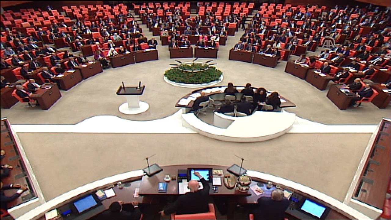 Elitaş: '(Kılıçdaroğlu) Milletvekillerini kiraya vermenin huzursuzluğunu bugün bu kürsüde yansıtmıştır' - TBMM