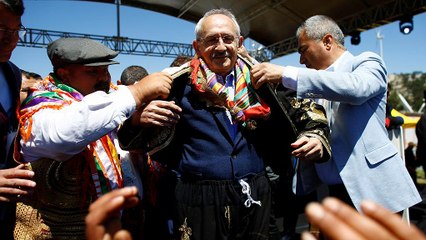 Oposição turca mobiliza-se para eleições antecipadas