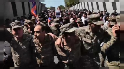 Armenia, perché la folla sta festeggiando le dimissioni del premier Sargsyan