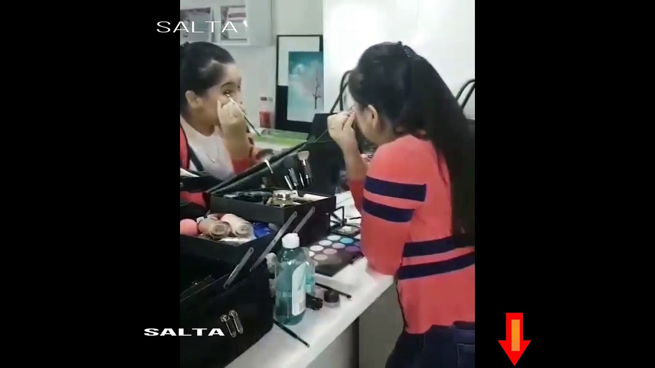 video girl The Power of makeup faces / fille vidéo visages de maquillage  One Brand Makeup