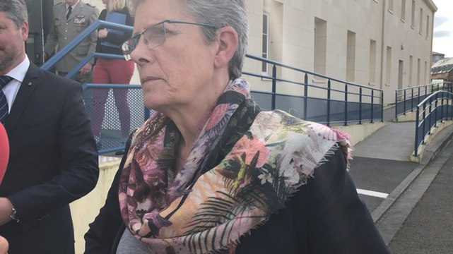 Geneviève Darrieussecq parle du service national universel