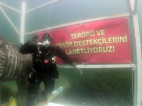 Çanakkale'de Suyun Altında En Uzun Yaşama Rekoru Kırıldı, Çılgın Türk Rekorlar Kitabı'na Girdi