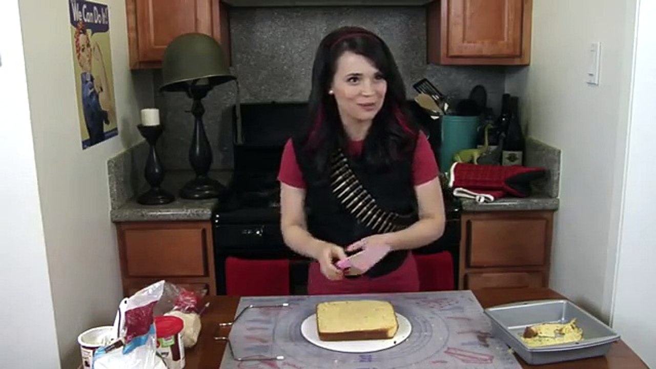 TEAM FORTRESS 2 CAKE - NERDY NUMMIES