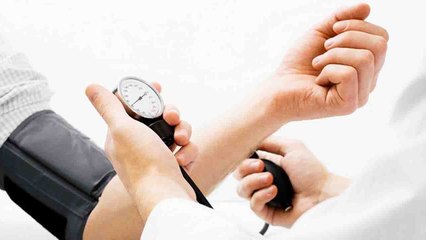 Low Blood Pressure: लो ब्लड प्रेशर - कारण और इसे दूर करने के नुस्खे | Boldsky