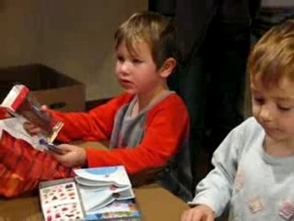 Jules, Lucien les cadeaux de Saint Nicolas