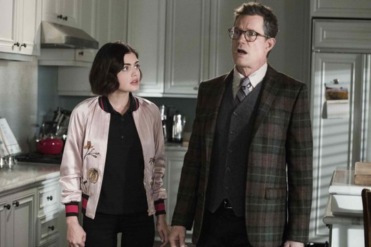 Life Sentence Season 1 Episode 6 (S01E06) Who Framed Stella Abbott?